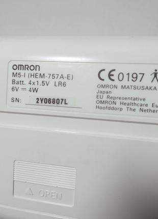 Автоматический тонометр omron m5-14 фото