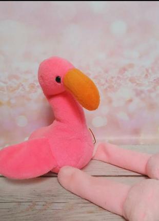 Рожевий фламінго tu