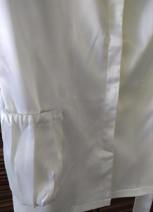 Красивая атласная блуза с поясом молочного цвета bonprix6 фото