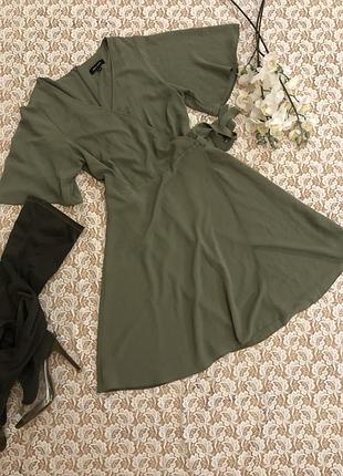 Шифоновое платье на запах хаки new look, m-l.