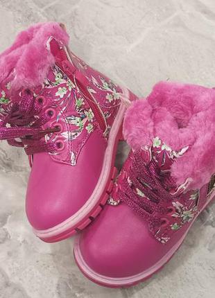 Зимові рожеві черевики для дівчаток 10