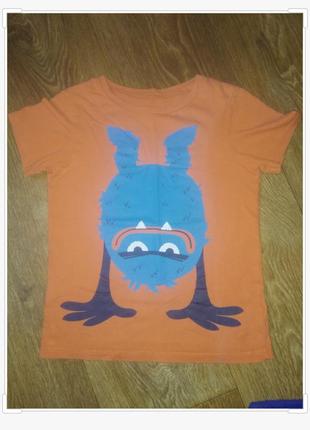 Футболка з принтом