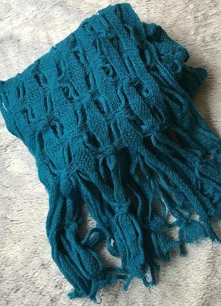 Гарний широкий шарф теплий