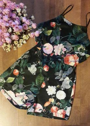 Большой выбор стильных вещей. красивенный комбез