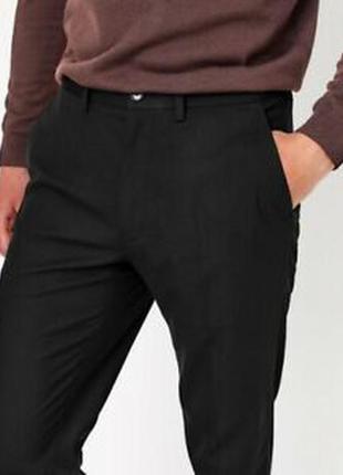 Базовые черные зауженные брюки marks&spencer