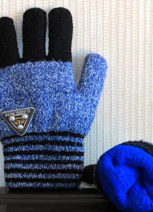 Отличные теплые перчатки, от 6 до 9 лет