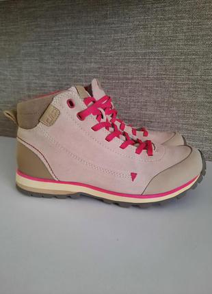 Ботинки cmp
eletrawmn hiking shoes 38q9886 p753. 38 р.5 фото