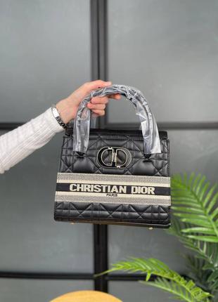 Стильная женская кожаная сумочка в стиле christian dior st honore tote black leather клатч чёрная6 фото