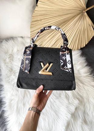 Красивая женская кожаная сумочка в стиле louis vuitton twist black клатч чёрная6 фото