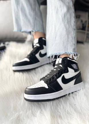 Крутые женские унисекс зимние кроссовки nike air jordan 1 retro mid fur black чёрно-белые мех 36-44 р