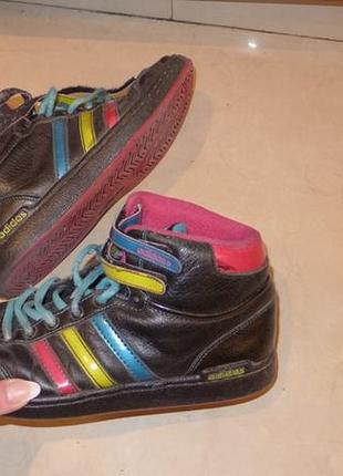 Кроссовки adidas размер 38 стелька 25 см оригинал, теплые