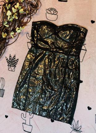 Новогодние платья в паетках паетки нарядное короткое с открытым плечами коктейльное черное в блестках2 фото