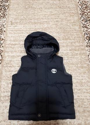 Жилетка timberland 3 місяці 62 см з капюшоном безрукавка