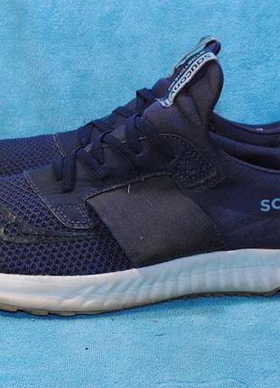 Saucony кросівки 45 розмір 8