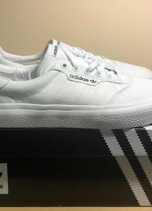 Білі кеди adidas 3mc (us8.5)