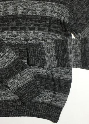 Мужской серый свитер в полоску2 фото