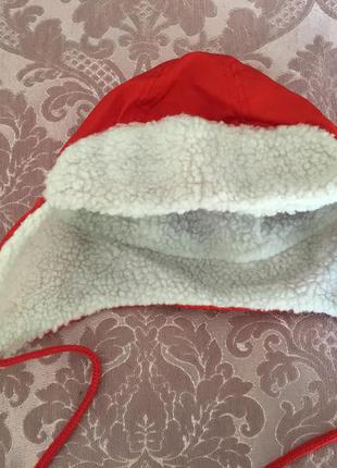 Полиэстеровая шапочка для ребенка на зиму
