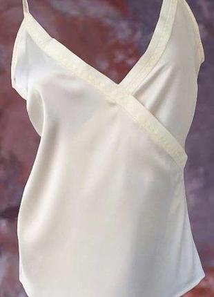 Майка на тонких бретелях