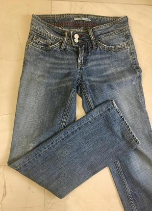 Супер модные прямые джинсы tommy1 фото