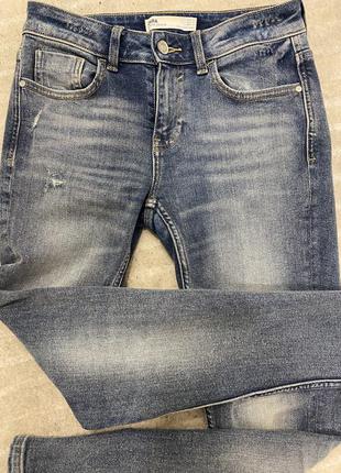 Джинсы zara