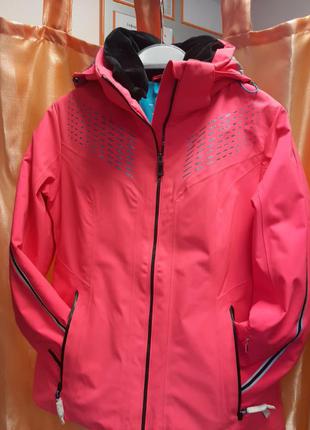 Гірськолижна куртка