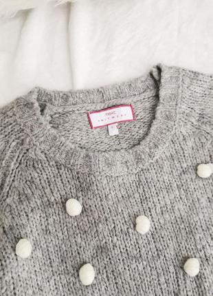 Мягкий серый свитер с новогодней овцой6 фото