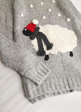 Мягкий серый свитер с новогодней овцой3 фото