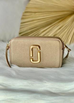 Трендова жіноча шкіряна сумочка в стилі marc jacobs snapshot gold клатч золота5 фото