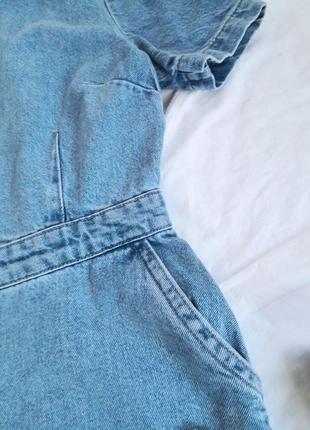 Плотное джинсовое платье на молнии.4 фото