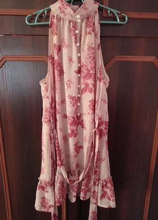 Милое 👗 платье с бусинами