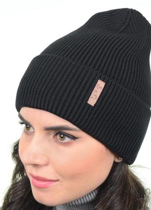 Женская вязаная черная стильная шапка лопата с отворотом осень зима