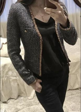Твидовый, шерстяной укороченый пиджак1 фото