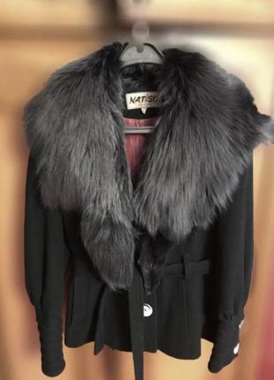 Чёрное двубортное кашемировое пальто