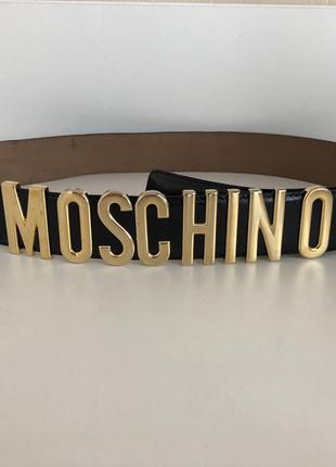 Кожаный ремень moschino