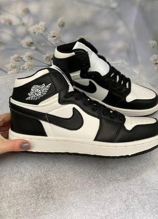 Мужские демисезонные высокие кожаные черно-белые кроссовки nike air jordan 1 🆕