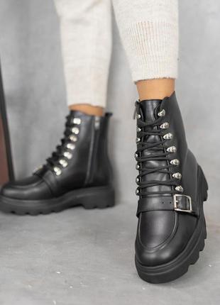 Жіночі черевики шкіряні зимові чорні