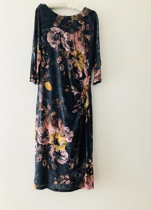 Красивое вискозное платье
