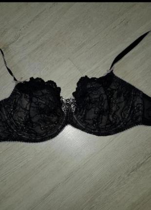 Бюстик очень нежный