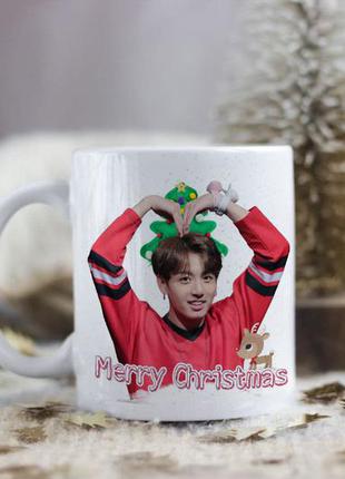Новогодняя чашка bts