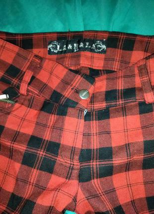 Джинси в клітку