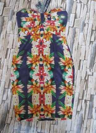 Платье с открытыми плечами размер 44