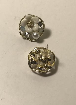 Сережки сережки гвоздики пусети вкрутки стерлінгове срібло s925 проби з акриловим квіткою7 фото