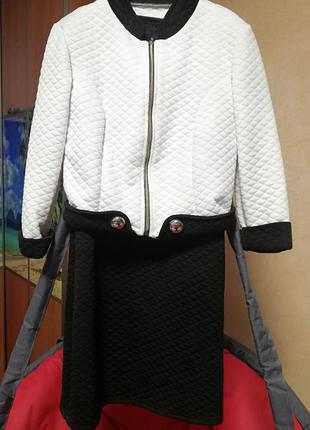 Костюм в извесную строчку