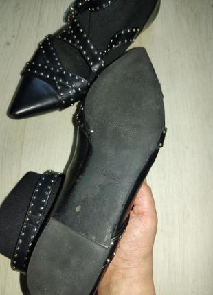 Оригинальные ботинки а-ля пуллены, сабатоны с чулком с ремешками. узкий носок6 фото