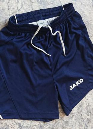 Спортивные шорты jako .