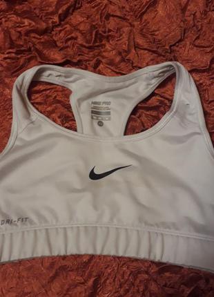 Топ спортивний nikepro