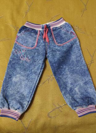 Отличные джинсовые штаники без утеплителя на девочку 3-4 лет1 фото