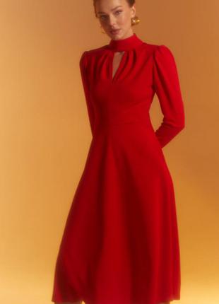 Красное платье миди2 фото