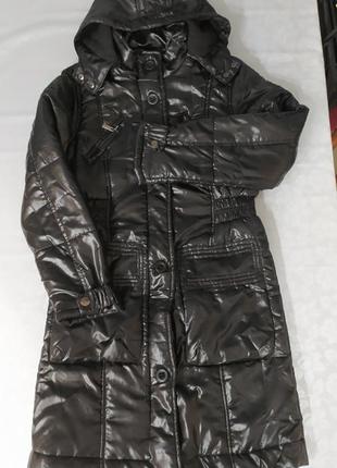 Куртка жіноча розмір м, демісезонна, утеплена синтепоном ідеальний стан як нова