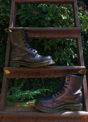 Dr. martens 1460 ботинки док мартенс фиолетовые с металлическим бликом 2